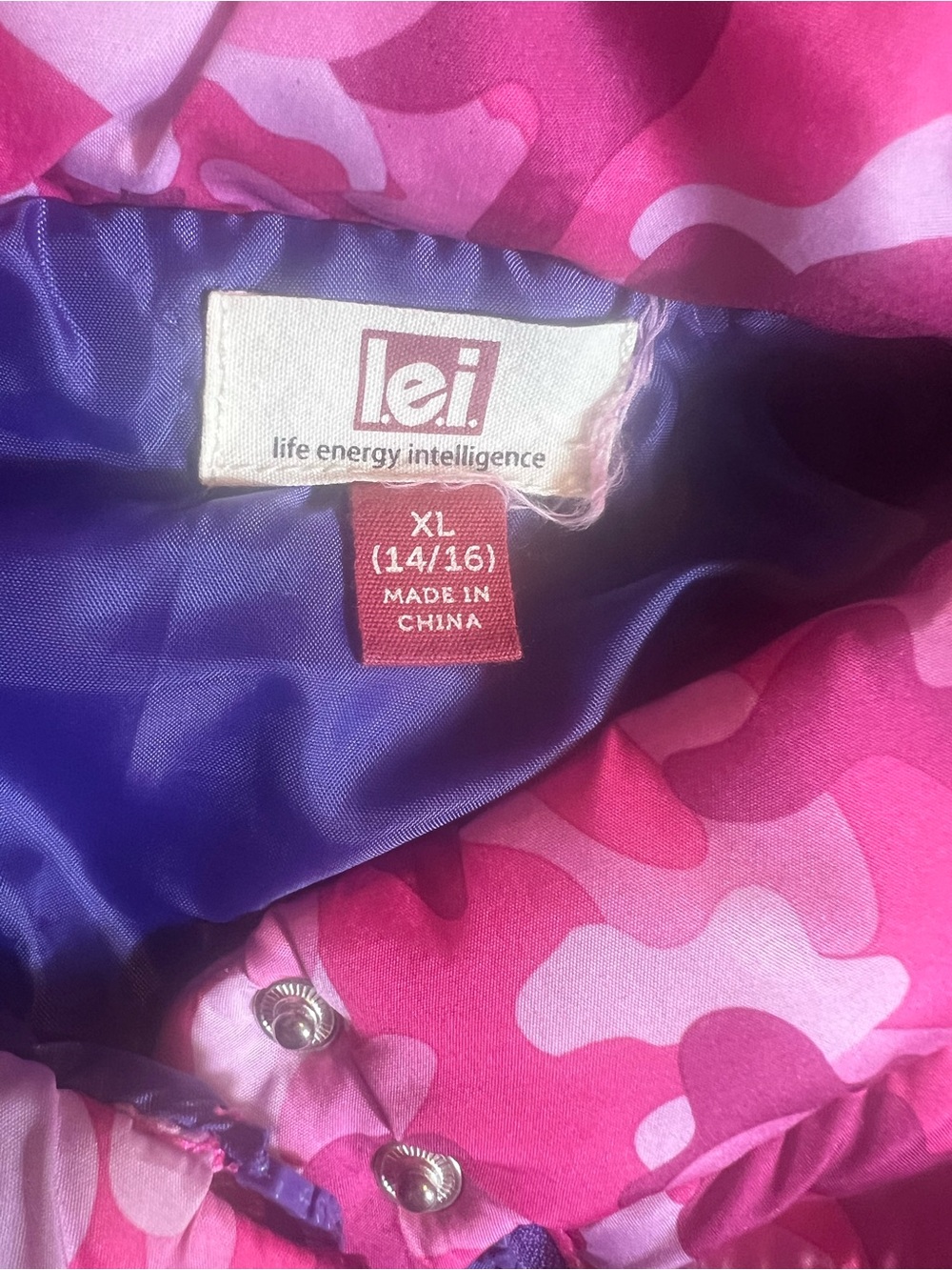 lei Pink Camouflage Puffer Vest with Purple Trim - Picture 4 of 5